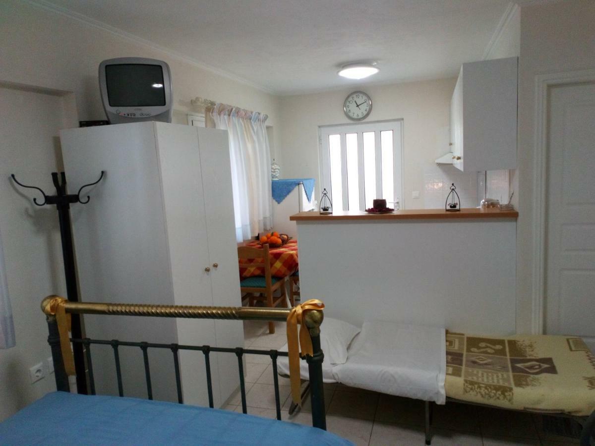 Villa Panorama Levídhion Buitenkant foto